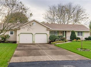 1734 Clearbrook Rd NW, Massillon, OH 44646