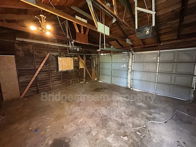 51 S Sperling Ave — Photo 14