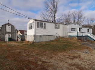 22 Matthews Rd, Boothbay, ME 04537