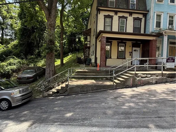 647 Rising Main Ave, Pittsburgh, PA 15212
