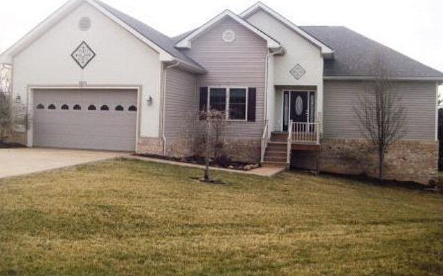 1st image of 6061 Foxcroft Dr