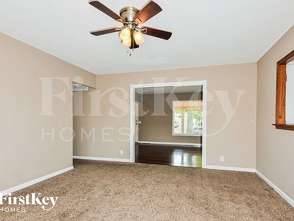 4th image of 2865 Sussex Dr