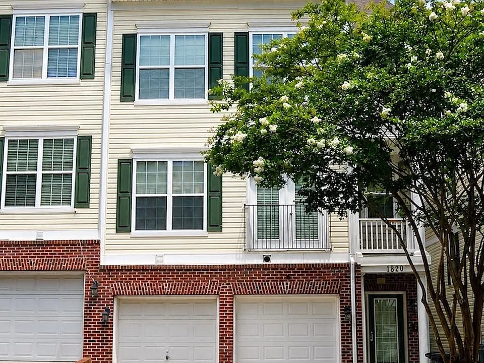 1820 Cedar Cove Way #101