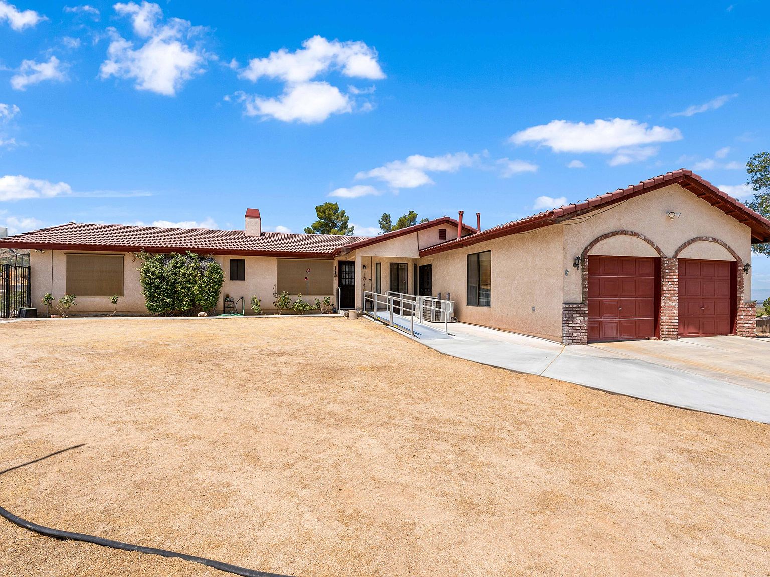 14506 Valyermo Rd, Pearblossom, CA 93553 MLS 24004785 Zillow