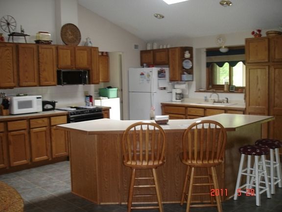 3rd image of W5190 Hwy E