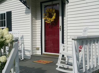 49 Leisurewoods Dr, Rockland, MA 02370