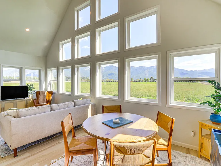 1097 Tree Farm Rd #1 — Photo 1