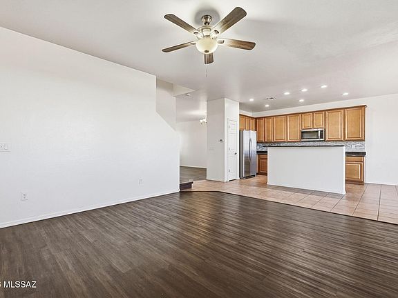 5th image of 14376 N Bannerstone Ct