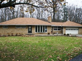 10233 Barr Rd, Brecksville, OH 44141