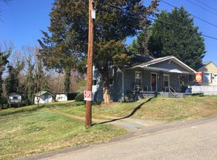 2808 Woodleigh St, Winston Salem, NC 27127