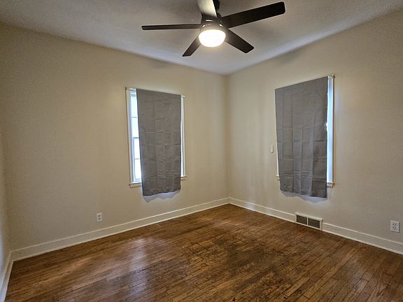 5th image of 1015 10th Ave