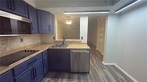 3rd image of 3320 N Arnoult Rd APT 327