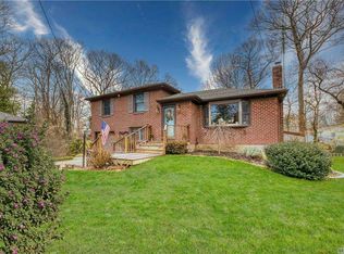10 Josephine Ct, Northport, NY 11768