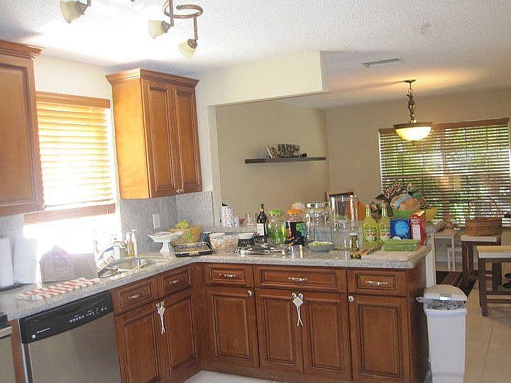 1st image of 10881 NW 46th Dr