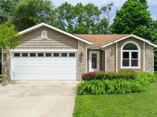 905 S Carleton Ct, Bloomington, IN 47401