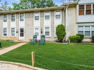 158 Stratford Pl, Lakewood, NJ 08701