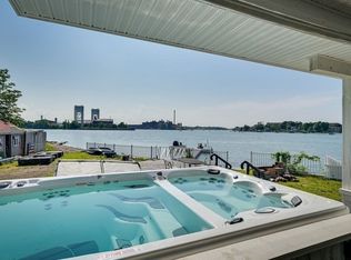 104 Kings Cove Beach Rd, Weymouth, MA 02191