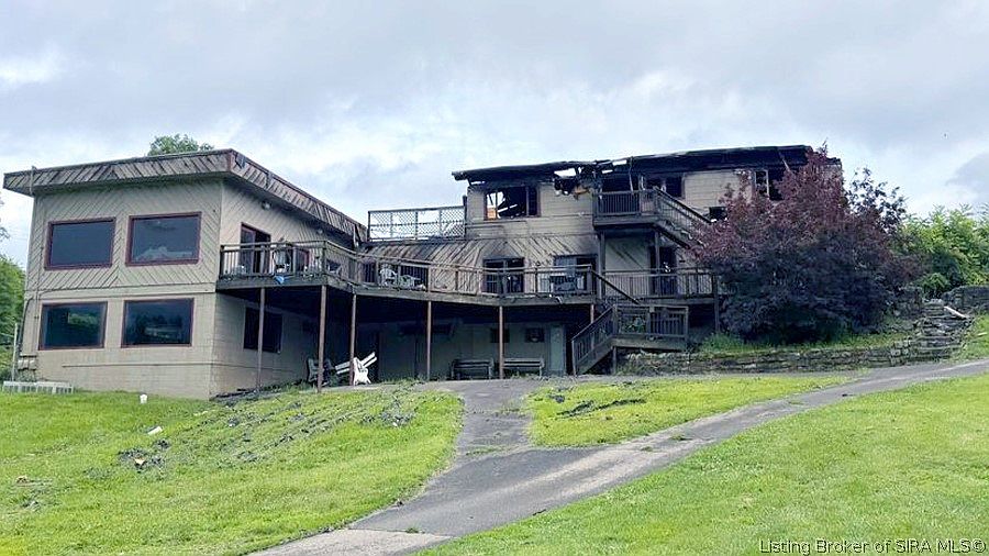 1st image of 1702 Graybrook Lane