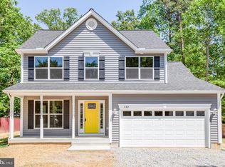 34 Holly Way, Colonial Beach, VA 22443