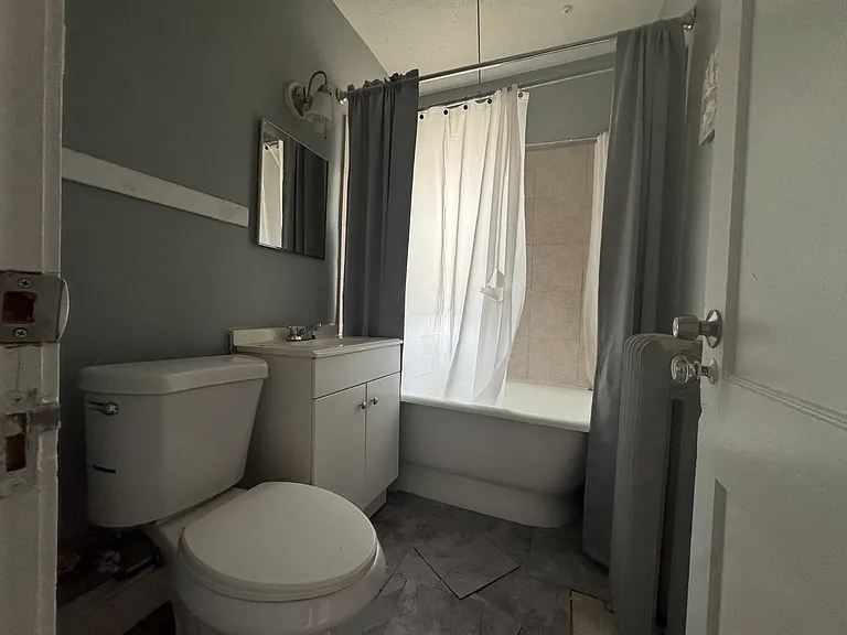 106 Rowe Ave #3N — Photo 8