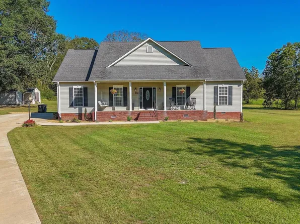 567 County Road 386, Trinity, AL 35673