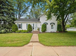 720 Grant St, De Pere, WI 54115