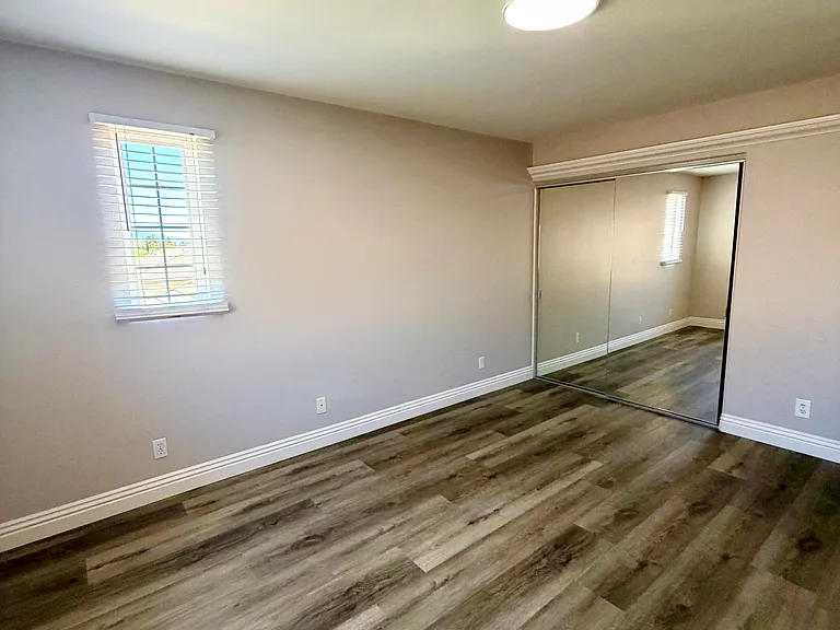 31216 Firestone St — Photo 35