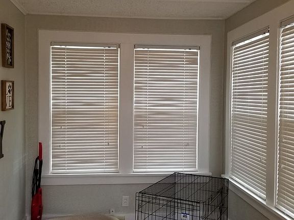 5th image of 227 Marine Ave