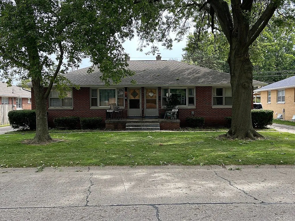 1802 Jeanne St photo 1