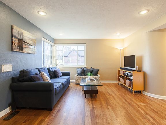 5th image of 1305 Eudora St