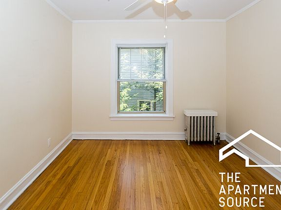 4th image of 914 Crain St APT B-3n