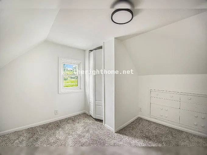 3918 S 14th St — Photo 16