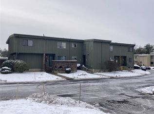 144 Webster Ct #144, Newington, CT 06111