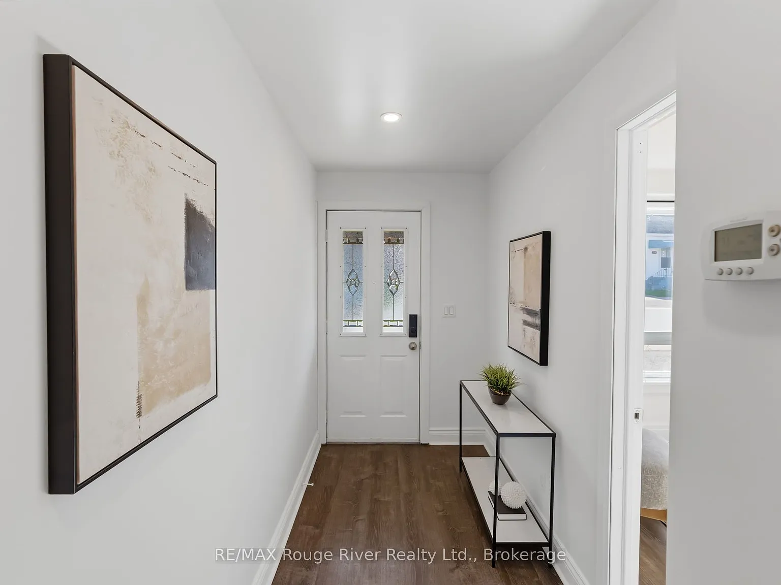 3 bed, $2,500 — Photo 2