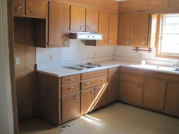 5th image of 1351 Harper Ave