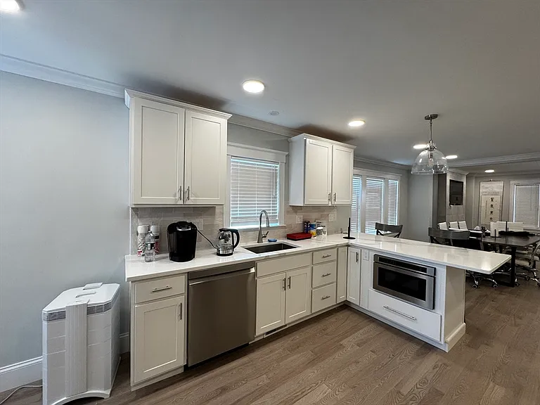 33 Hamilton St #1 — Photo 7