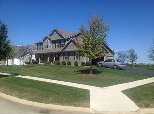 428 Sherman Ln, Poplar Grove, IL 61065