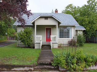 47591 Union St, Oakridge, OR 97463