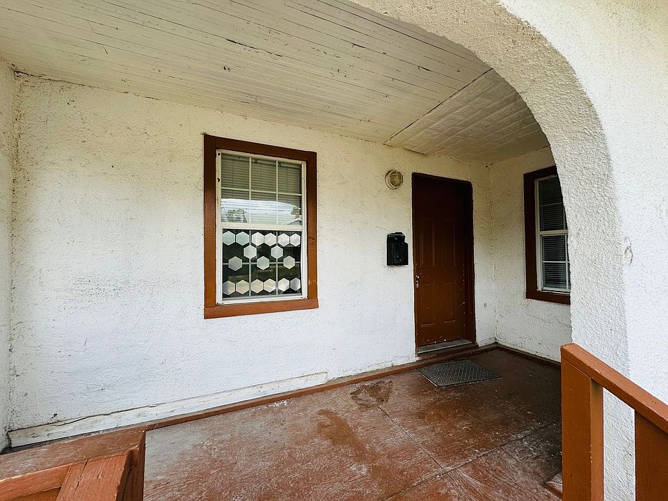 1st image of 1700 West Ave