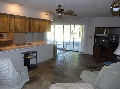 4th image of 10781 56th Ct S