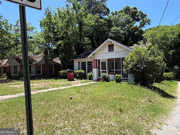 4th image of 1159 Brentwood Ave