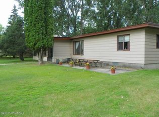 1826 Wabanica Bay Dr NW, Baudette, MN 56623
