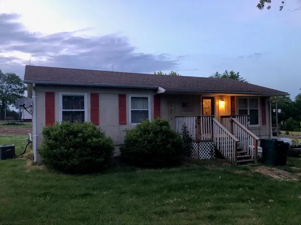 821 E Ash St, Marceline, MO 64658