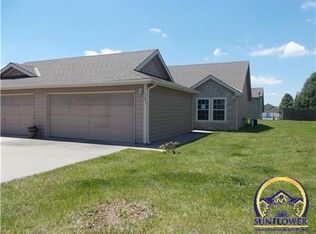 108 Bradley Ct, Tonganoxie, KS 66086