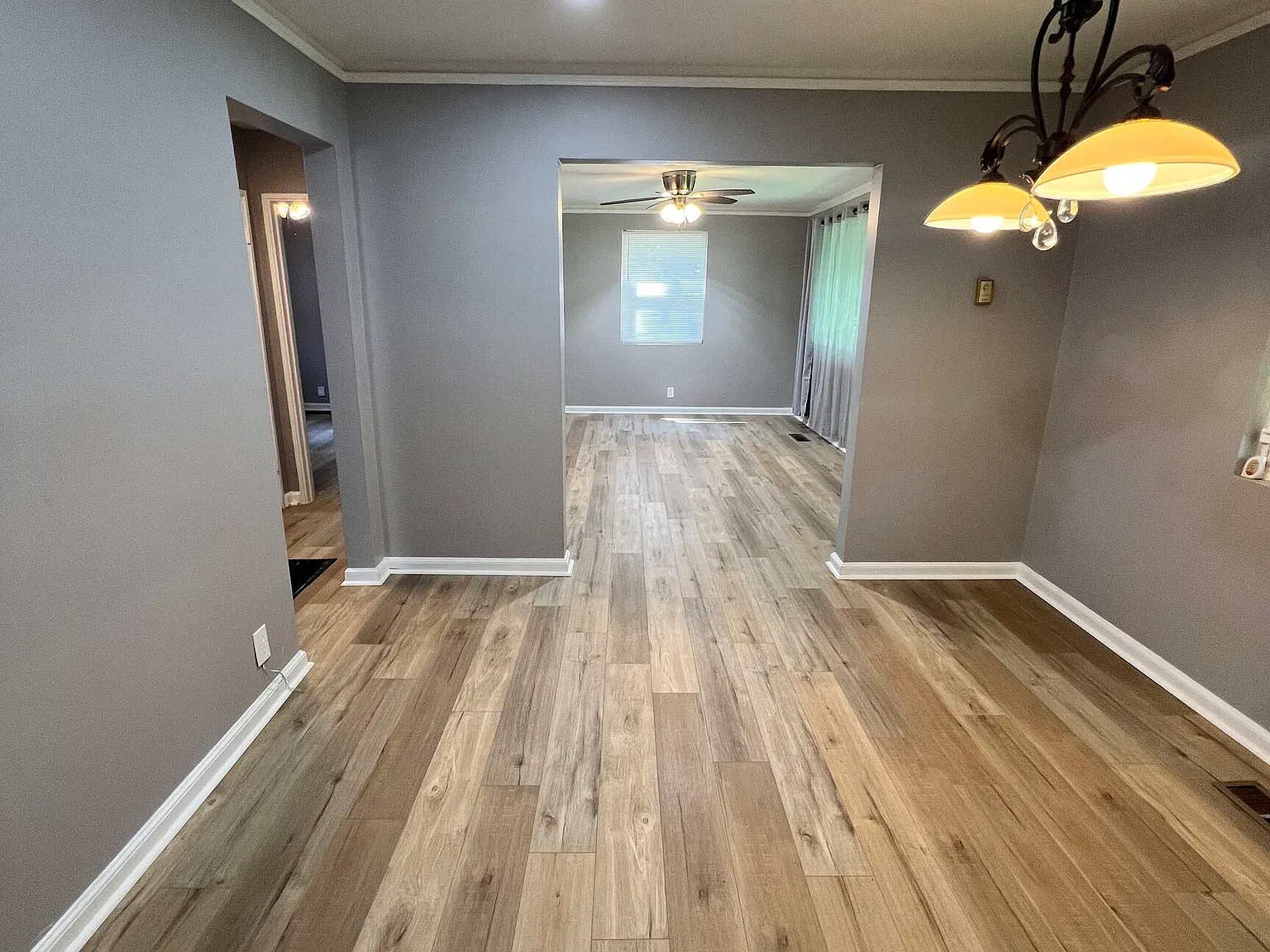 2 bed, 1.0 bath, 936 sqft, $1,495 — Photo 3