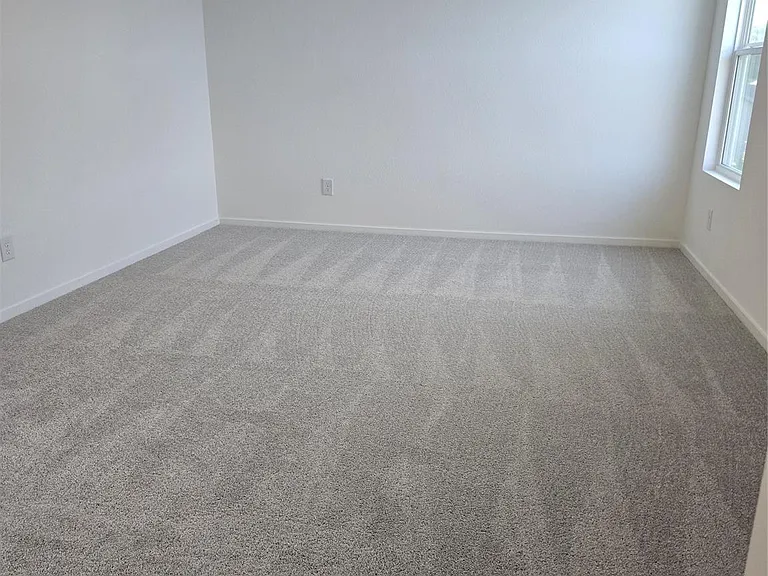 25446 Carnation Ct — Photo 11