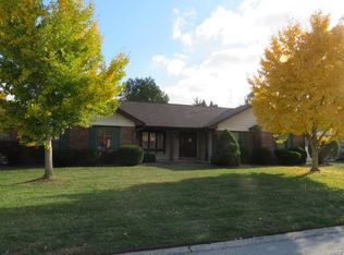 30 Rushmore Dr, Glen Carbon, IL