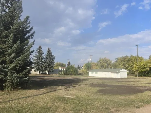 4910 48th St, Killam, AB T0B 2L0