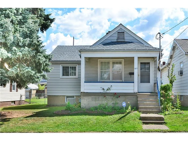 140 4th St photo 1