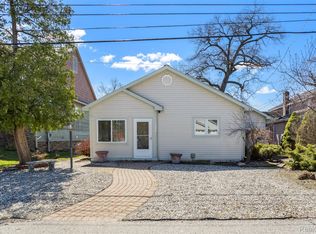 7989 Locklin, West Bloomfield, MI 48324